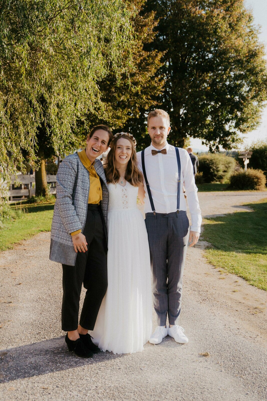 Freier Trauung am Ammersee in Stegen mit der freien Rednerin aus München Melanie Brüggemann Hochzeitsrednerin für München Allgäu und Bayern Dankesworte Erfahrungsbericht Inspiration Emotionale Hochzeit Professionelle Sprecherin High Class Wedding Fine Art Wedding Hochzeit in Tracht Spaniesche Hochzeit Multilingual