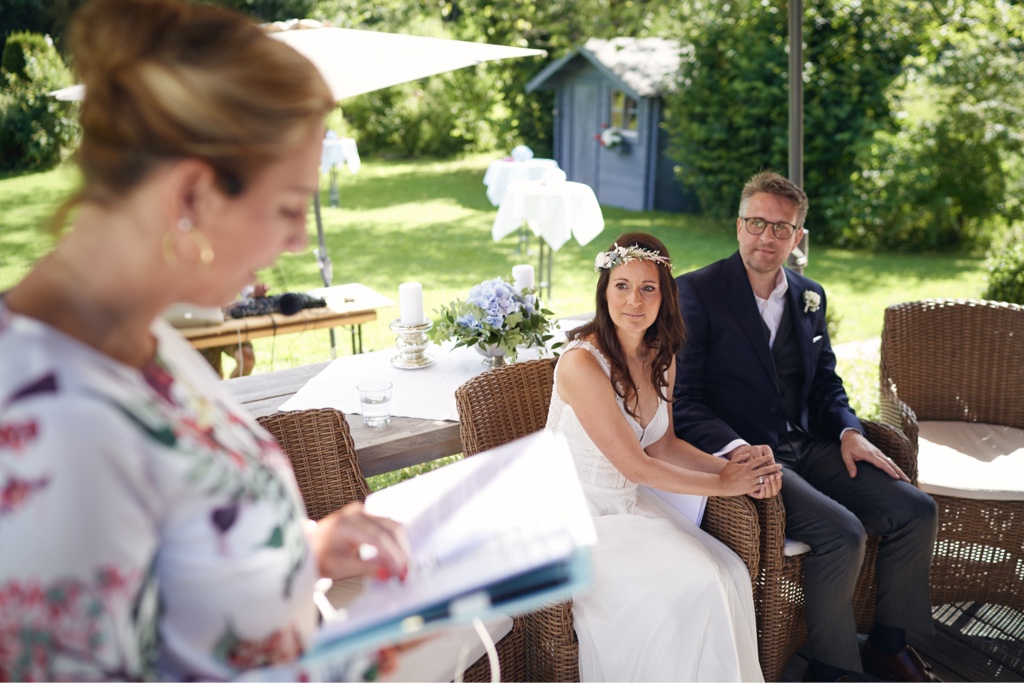 Rednerin Melanie Brüggemann mit Kerstin und Oliver